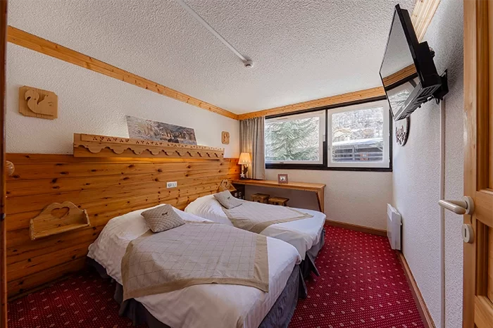 Chalet Hotel Vars station