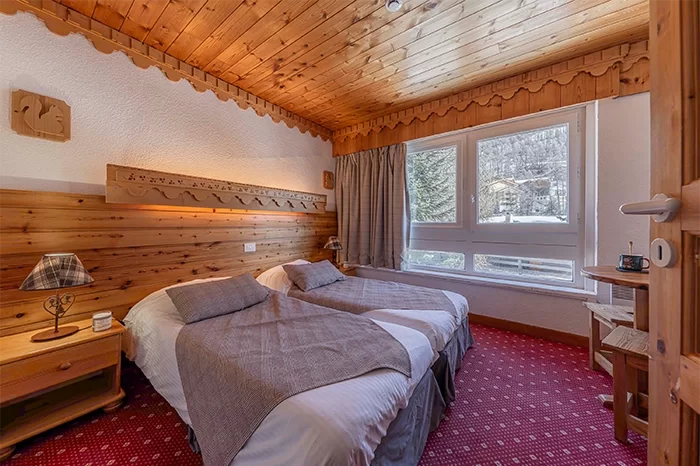 Chalet Hotel Vars station