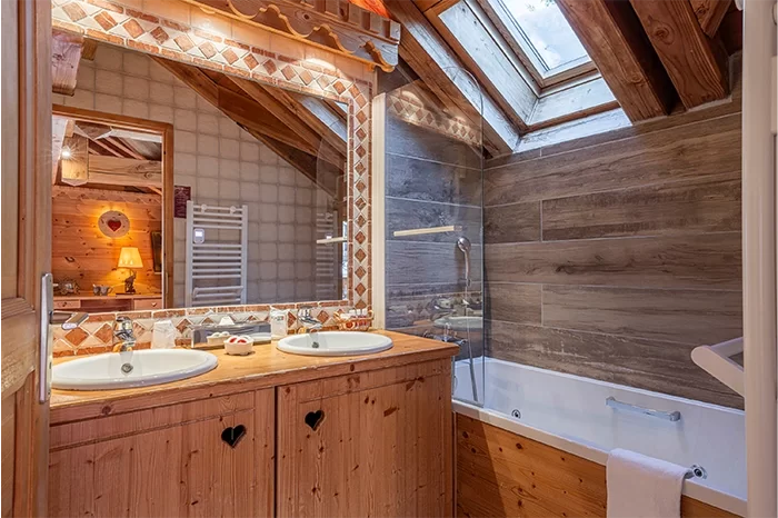 Chalet Hotel Vars station
